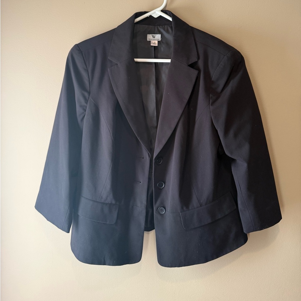 Women's Black Blazer by Worthington! Excellent